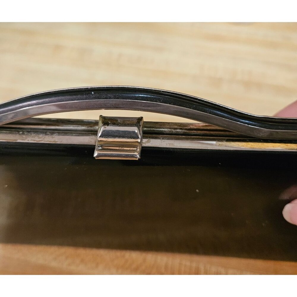 Vintage Black Patent Leather Clutch Purse With Goldtone Frame Clasp Closure - Picture 5 of 9